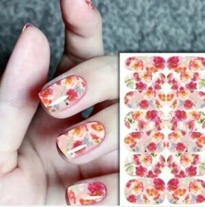 3 FOR $13 🔥 Trendy Self Adhesive Nails Wrap